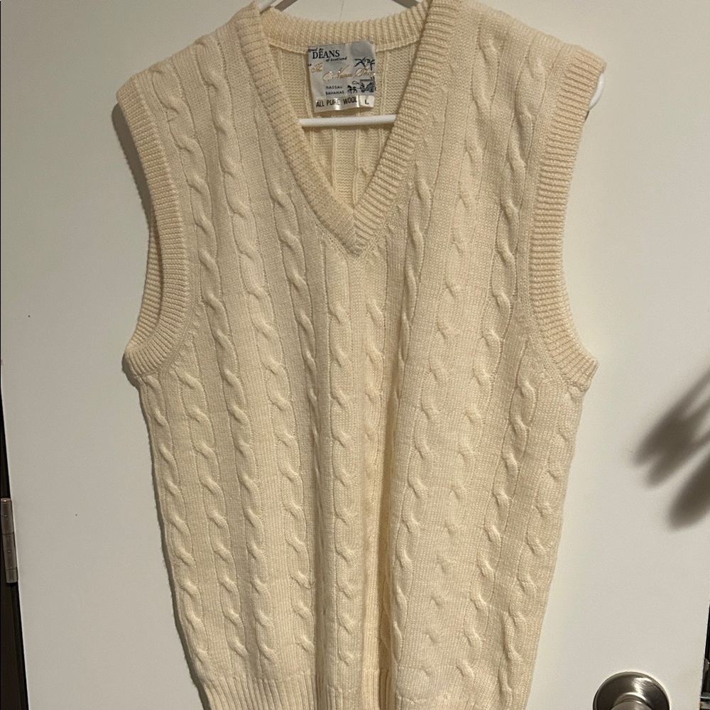 Men's V-Neck Sweater Vest - Cream